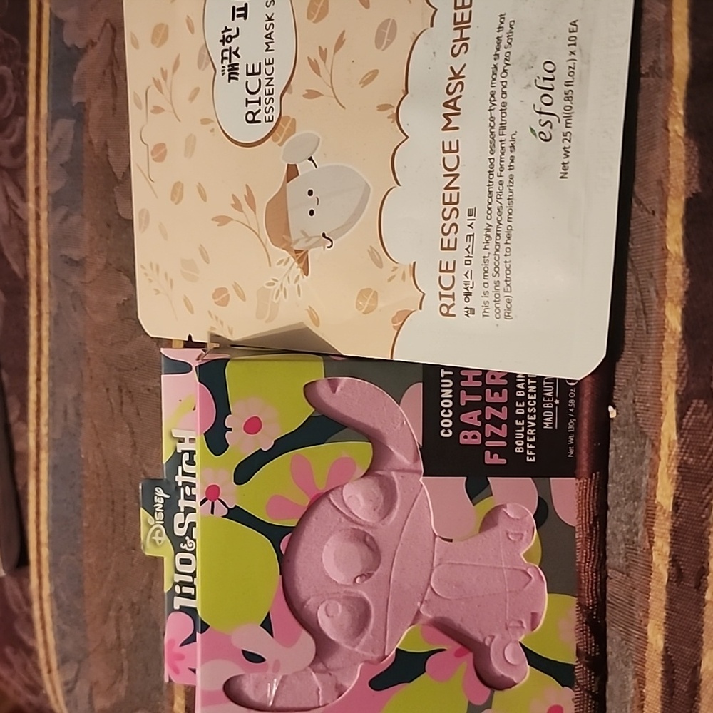 Stitch bath pizzeria coconut scent pluse rice essence face mask